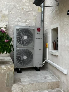 d03f6d6d66a54b-AQ484926223