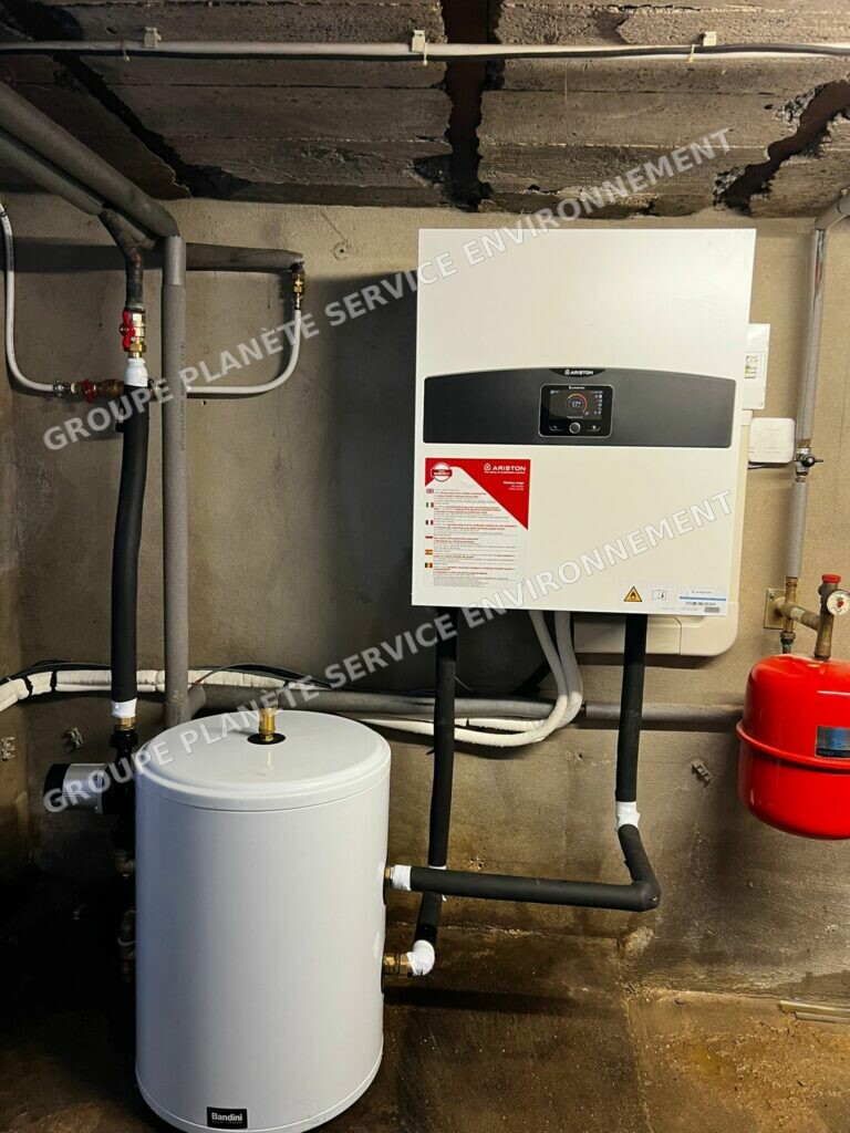Installation d’une PAC Ariston Nimbus 8 kW à Mercy-le-Bas