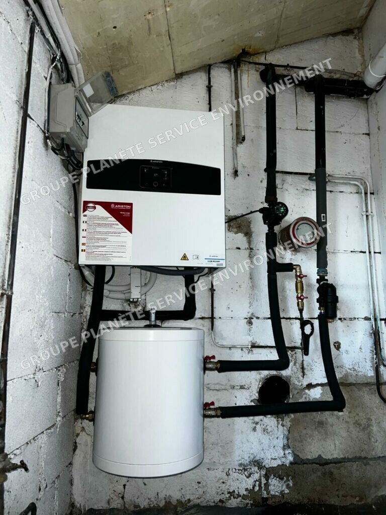 Pompe à chaleur Ariston Nimbus 8 kW à Brion-près-Thouet