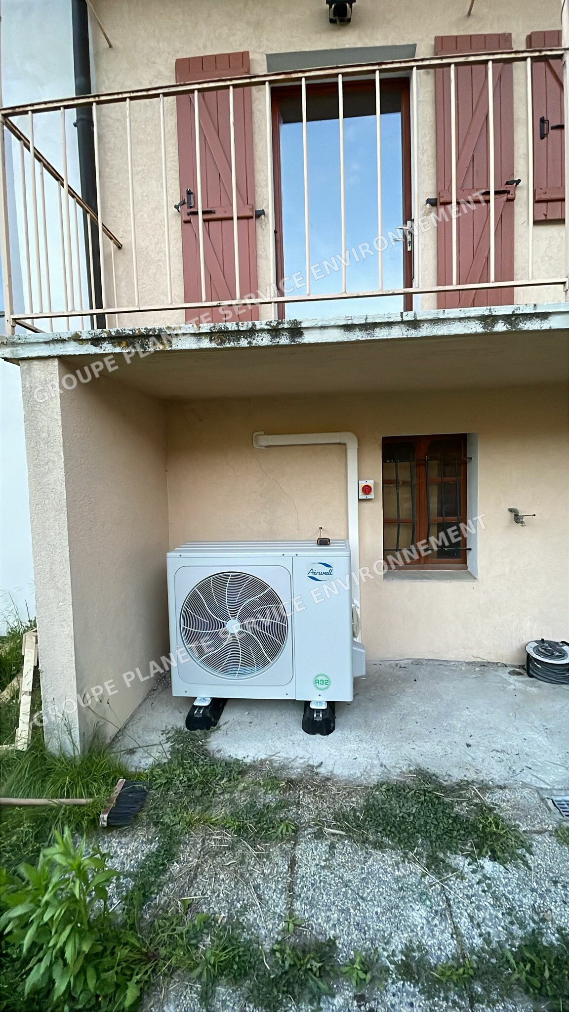 Pompe à chaleur Airwell 16 kW triphasée installée à Draillant