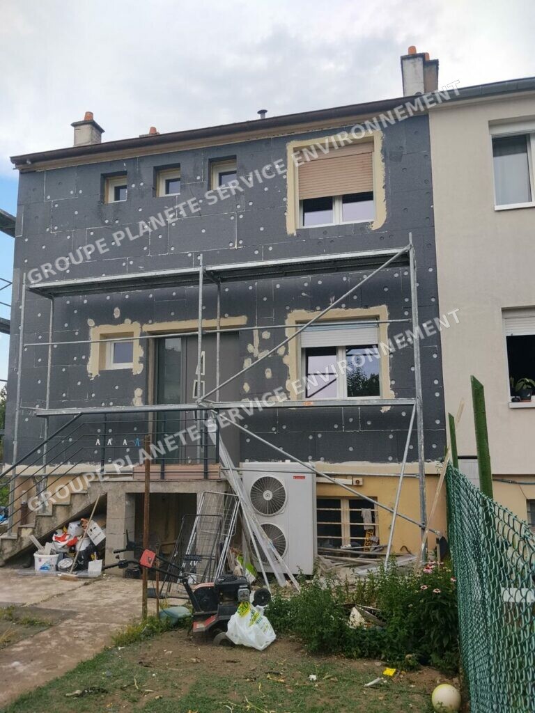 Isolation thermique par l’extérieur d’une maison à Yutz – 118 m²