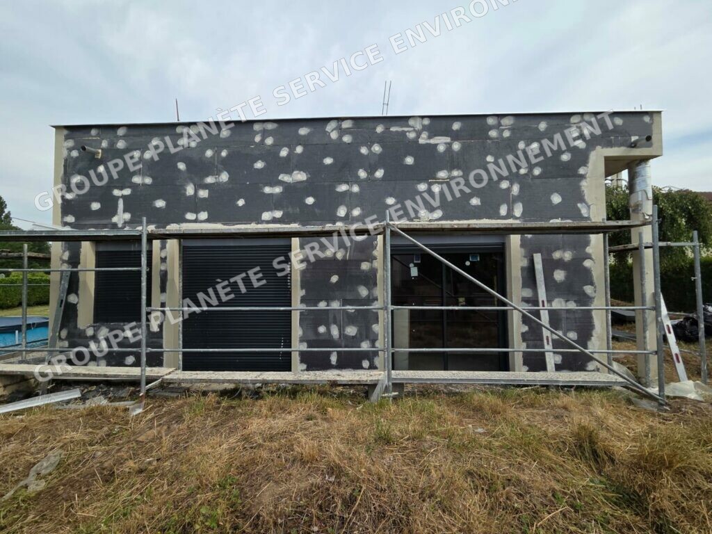 Rénovation énergétique globale d’une maison à Crisolles