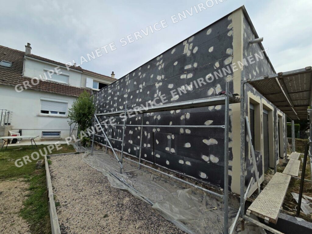Rénovation énergétique globale d’une maison à Crisolles
