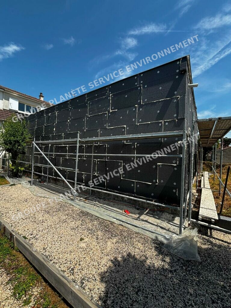 Rénovation énergétique globale d’une maison à Crisolles