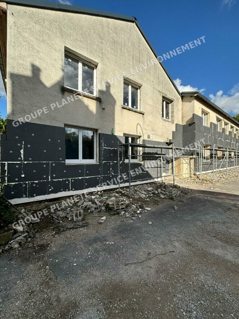 Rénovation énergétique d’un immeuble collectif de 7 logements au Gué-de-Longroi