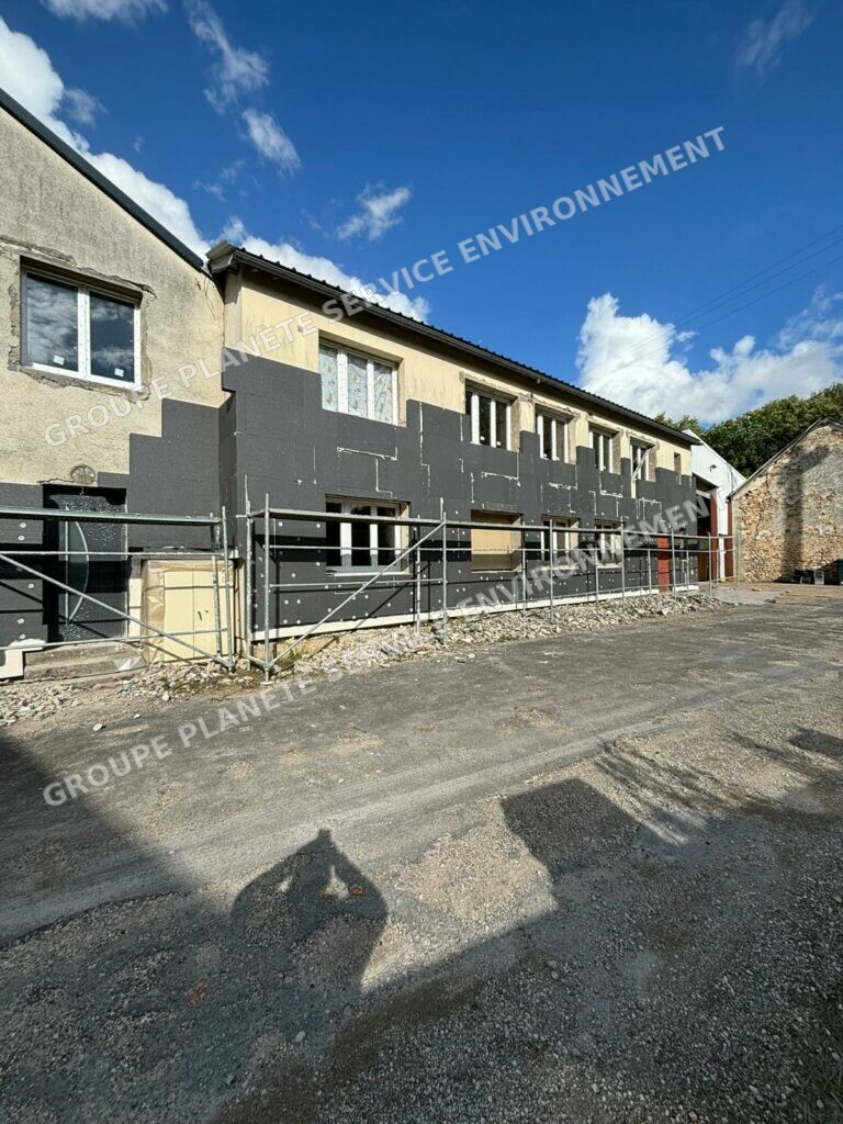 Rénovation énergétique d’un immeuble collectif de 7 logements au Gué-de-Longroi