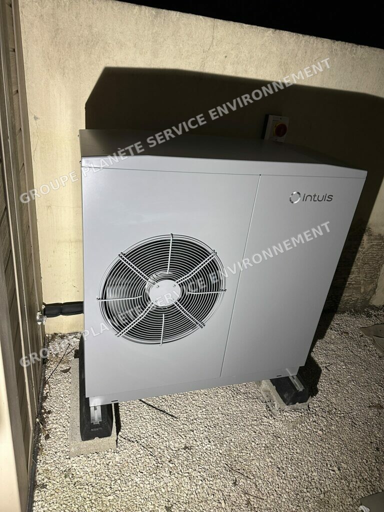 Installation d’une pompe à chaleur INTUIS 8 kW à Aulnay-sous-Bois