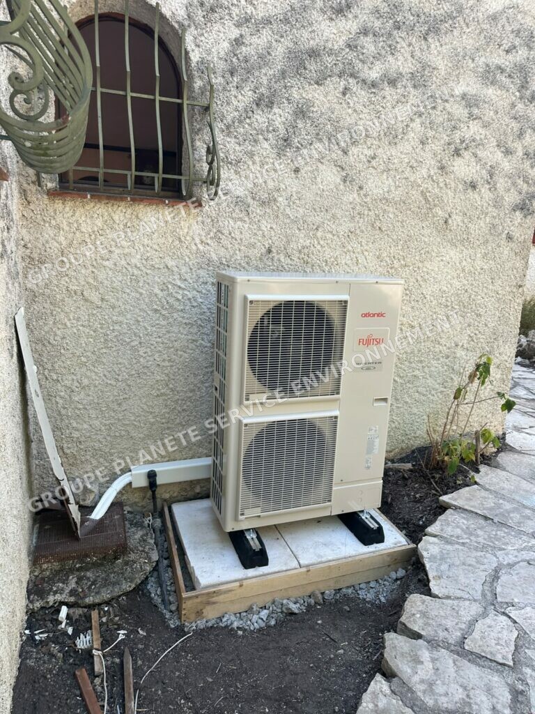 Installation d’une pompe à chaleur Atlantic 18 kW à Roquefort-les-Pins